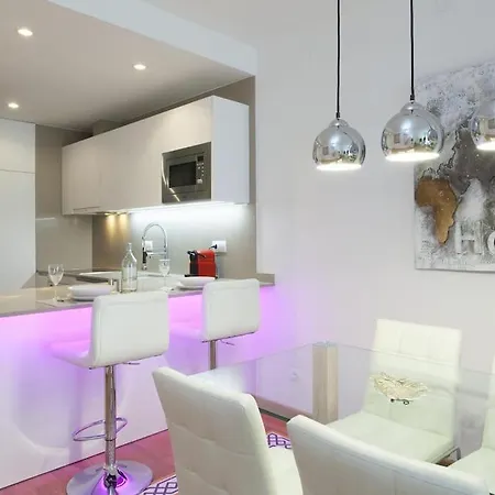 דירה Cozy In Residential Center By Maison Pinata ברצלונה